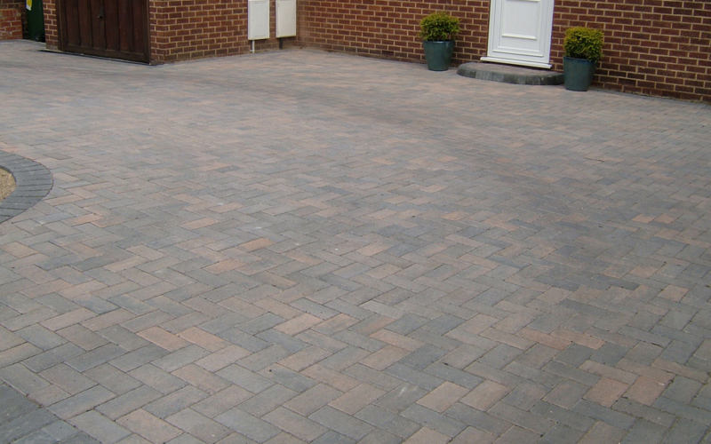 residential-driveway-paving